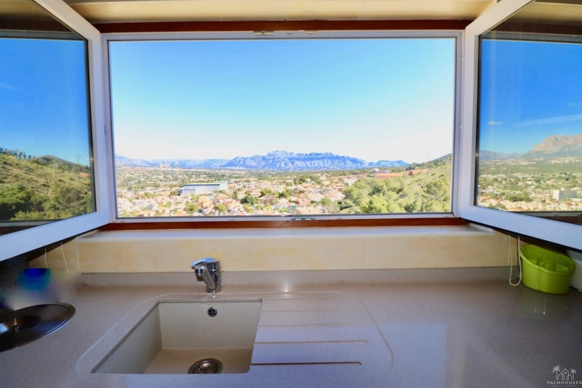 Venta - Villa - Benidorm - Benidorm Centro