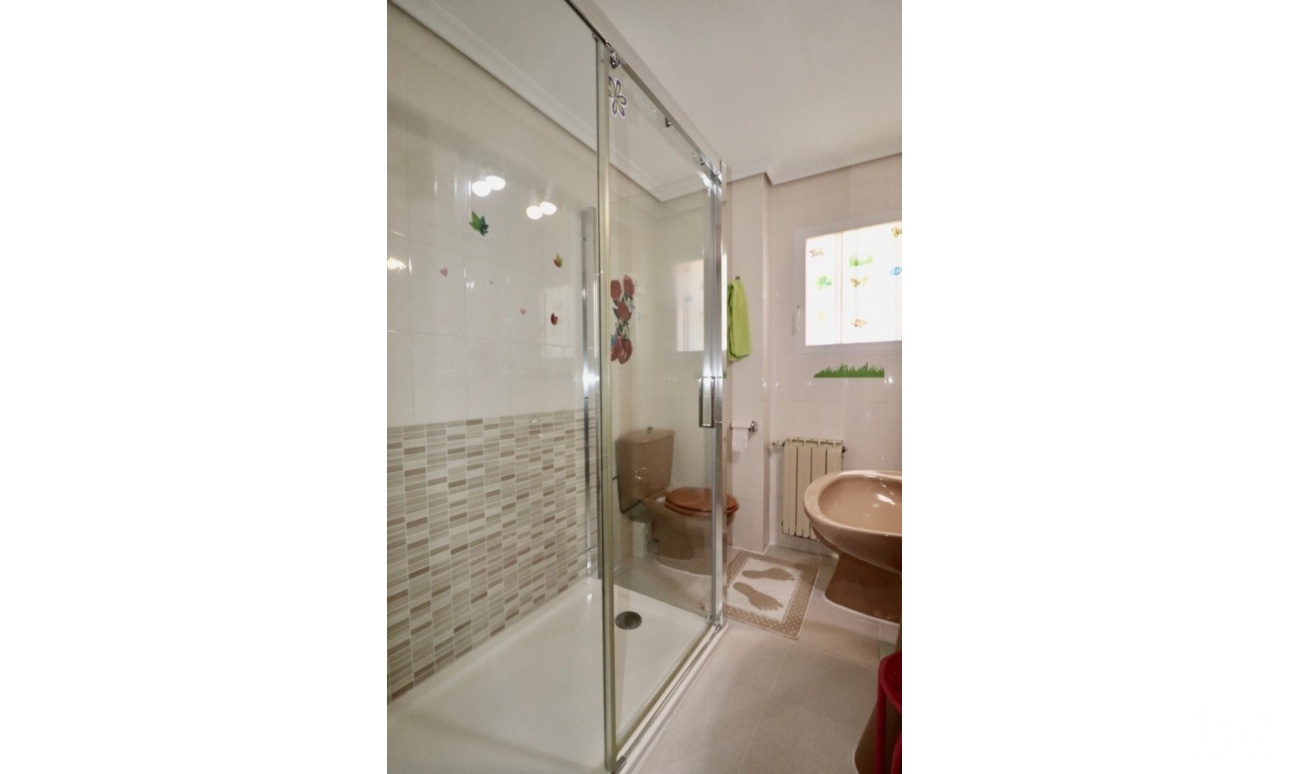 Venta - Villa - Benidorm - Benidorm Centro