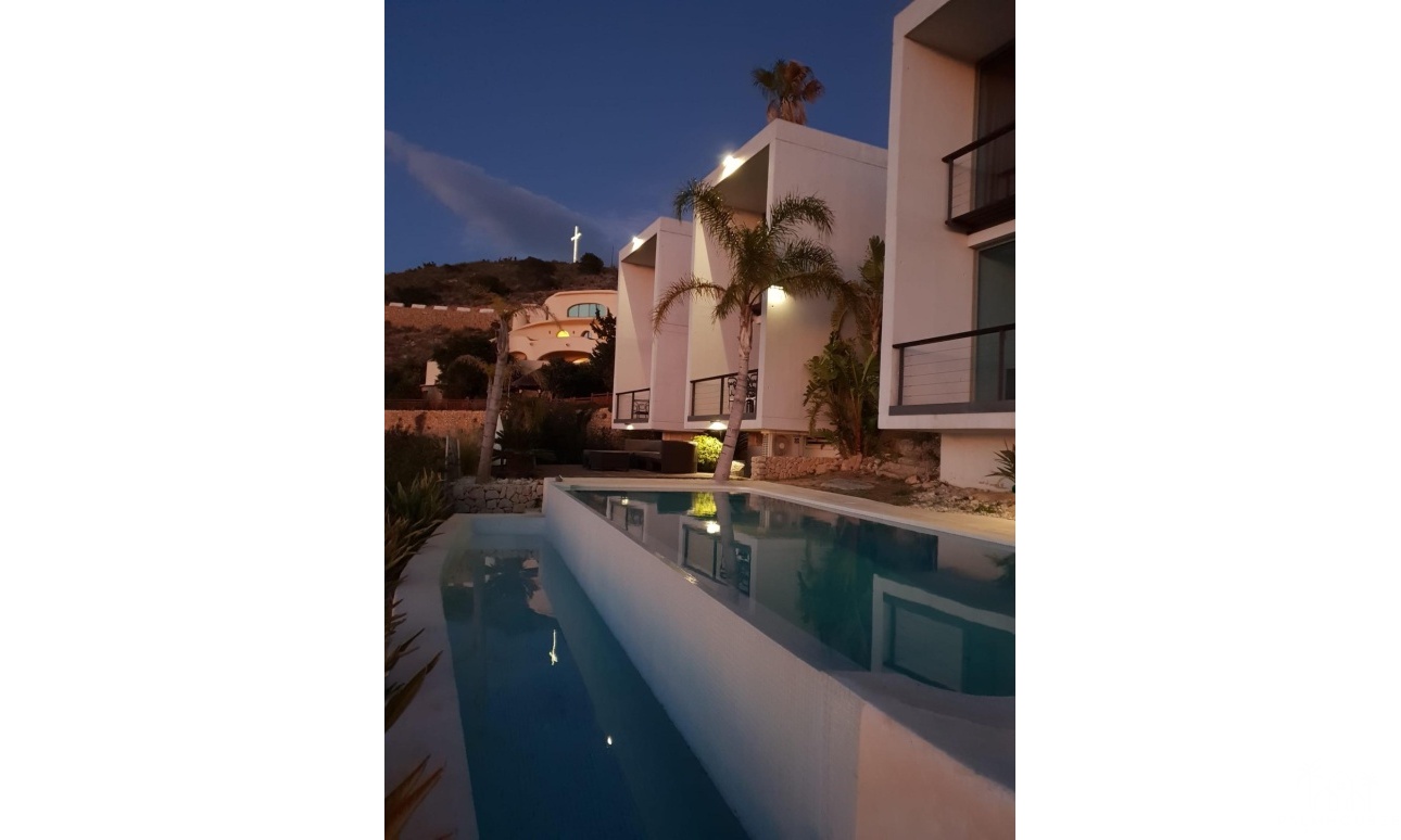 Venta - Villa - Benidorm - Benidorm Centro