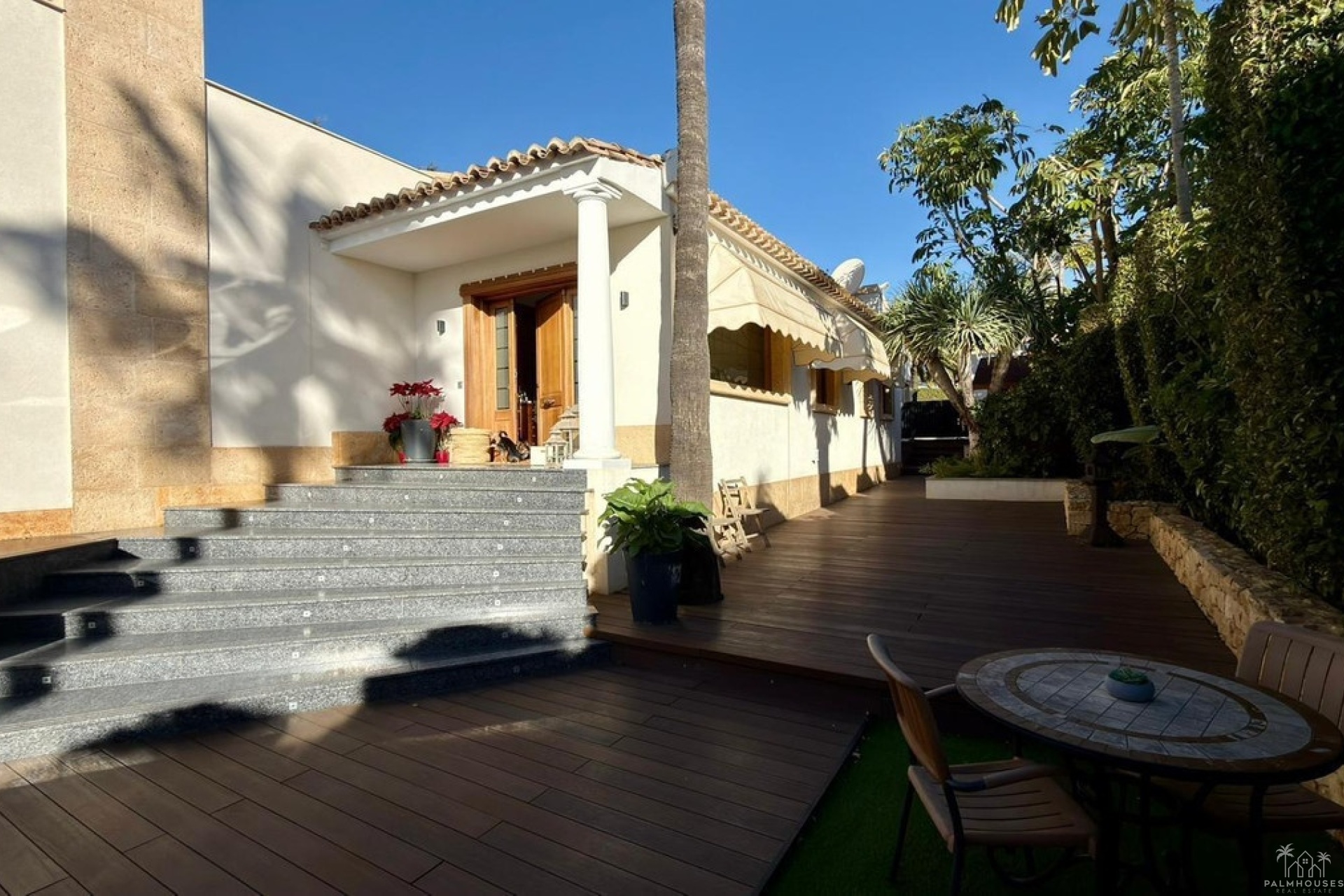 Venta - Villa - Benidorm - Benidorm Centro