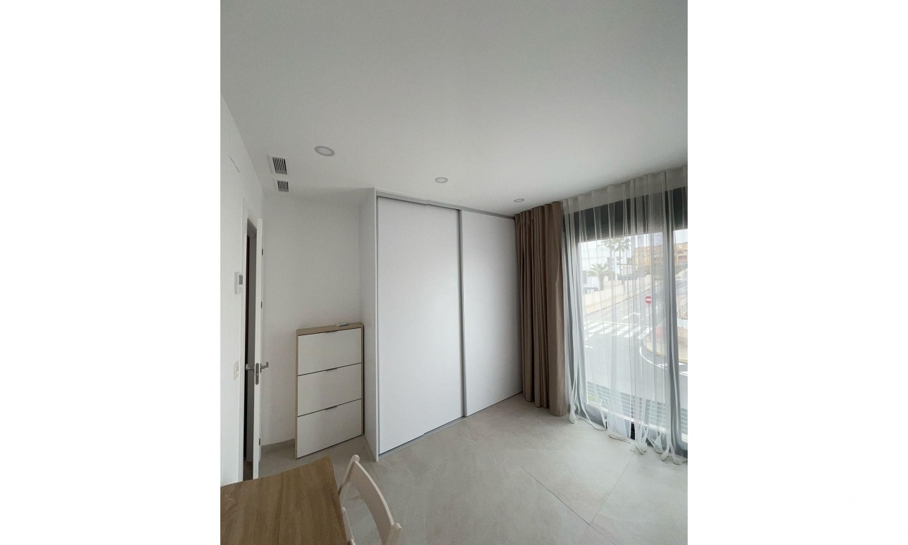 Venta - Villa - Benijofar