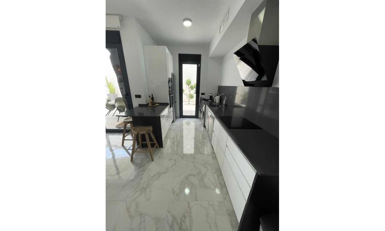Venta - Villa - Benijofar