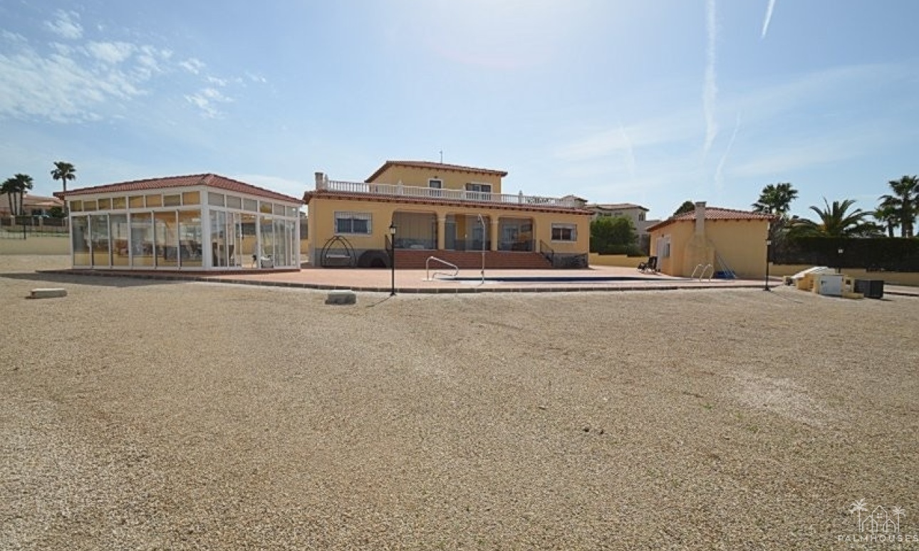 Venta - Villa - Campos del Río - Inland