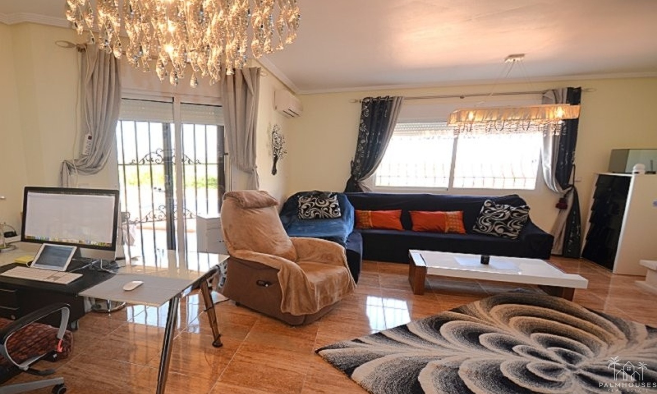 Venta - Villa - Campos del Río - Inland
