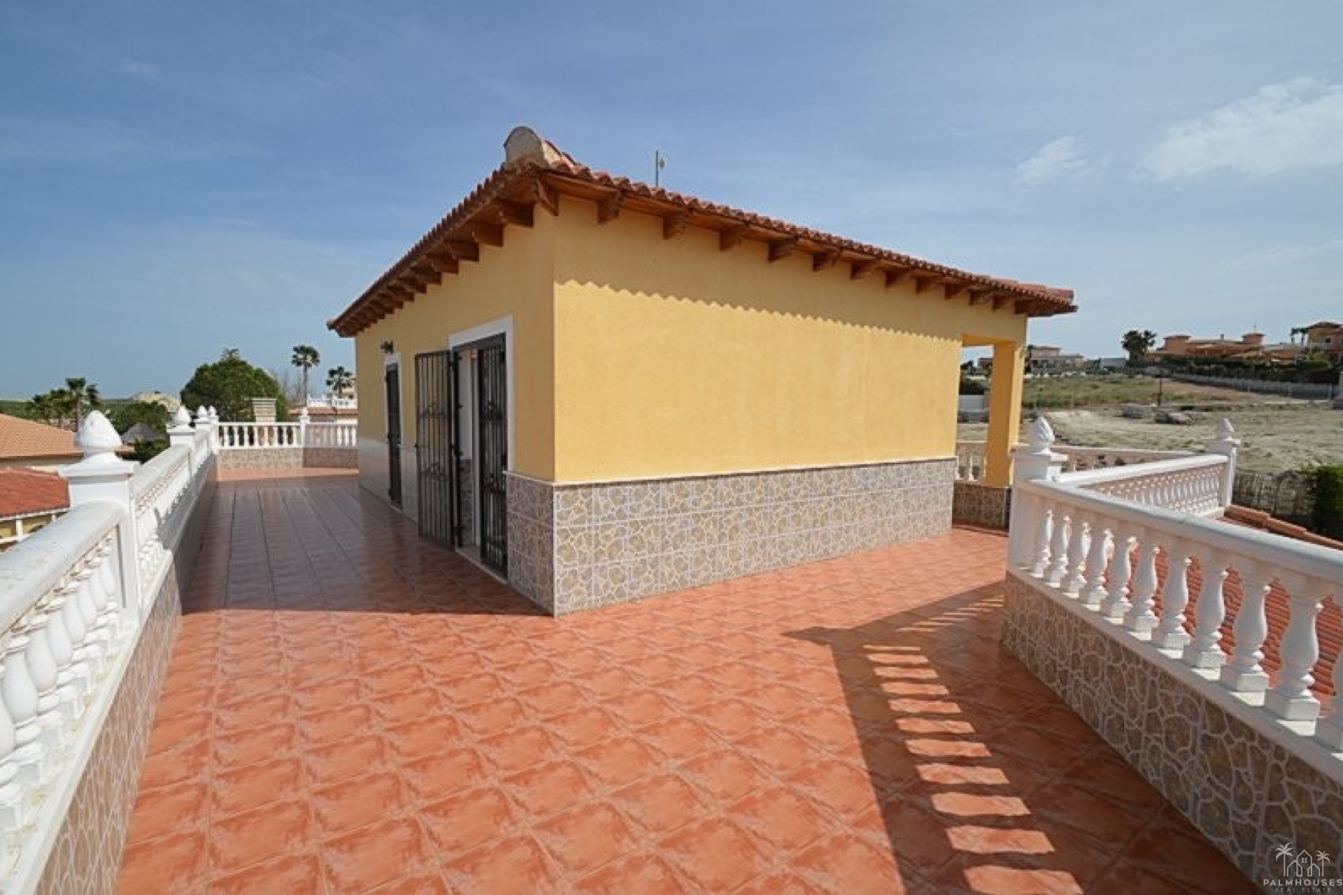 Venta - Villa - Campos del Río - Inland