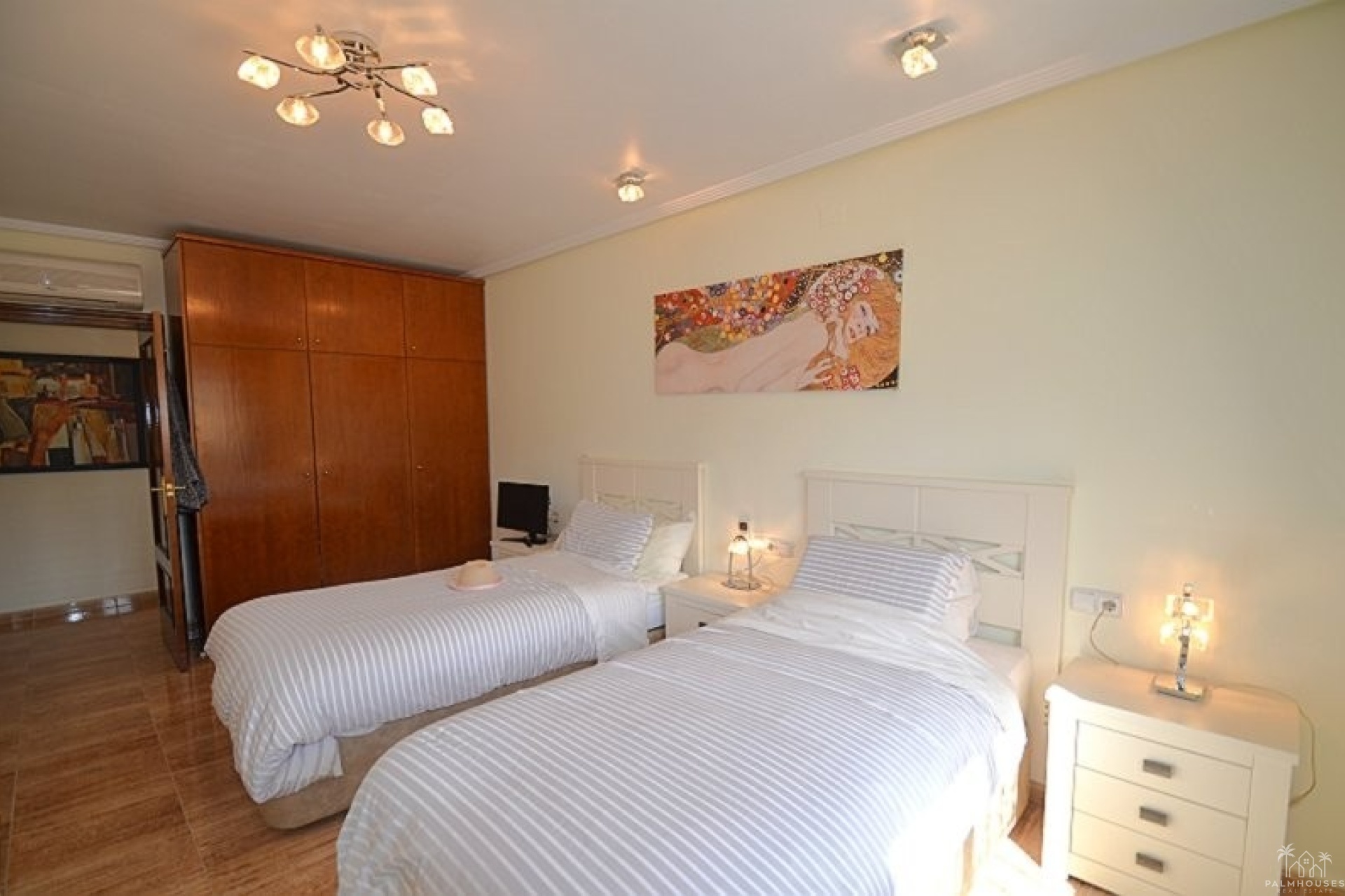 Venta - Villa - Campos del Río - Inland