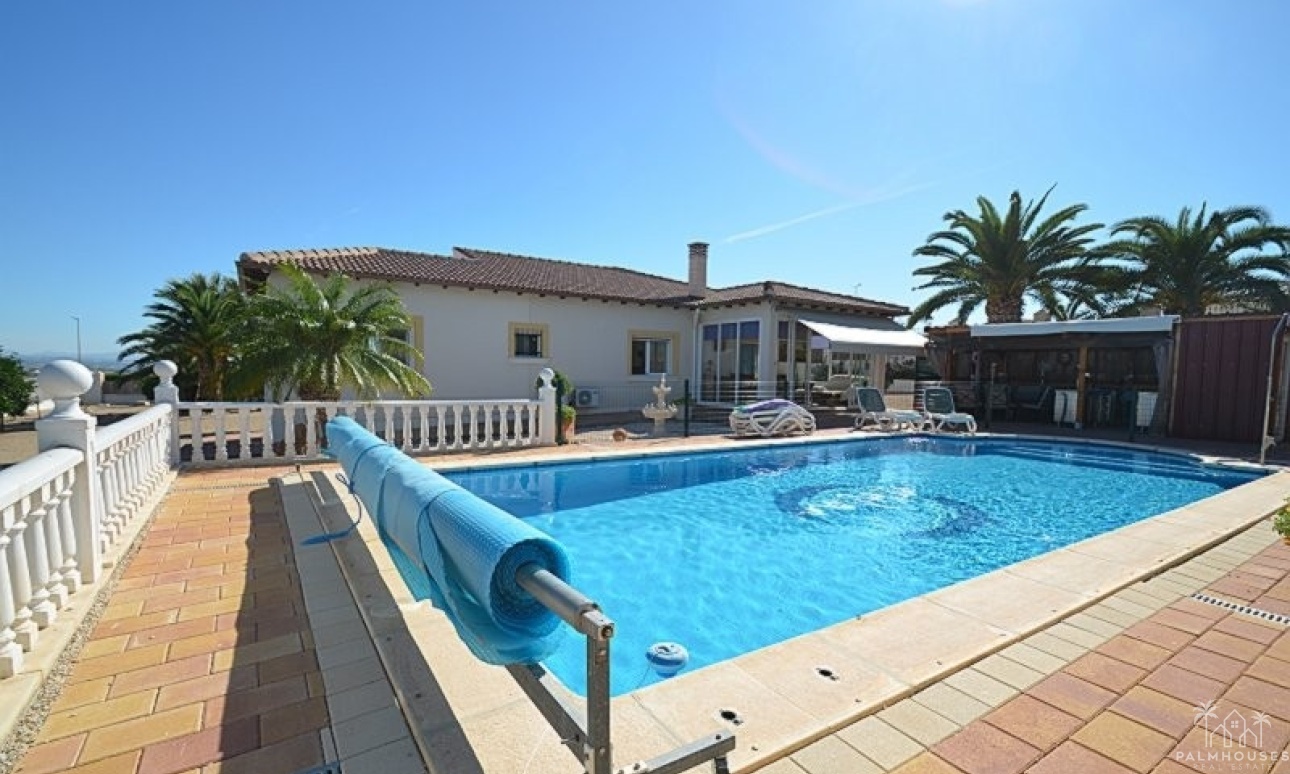 Venta - Villa - Campos del Río - Inland