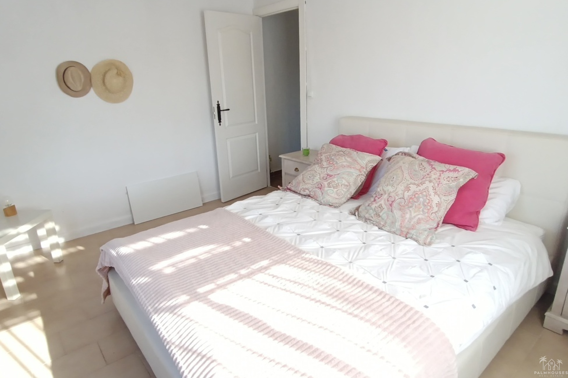 Venta - Villa - Canadas De San Pedro - Inland