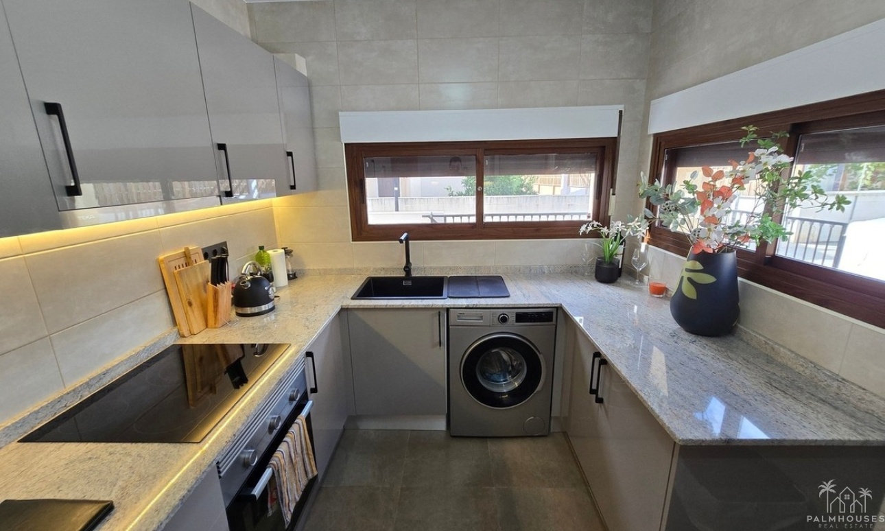 Venta - Villa - Cariatiz