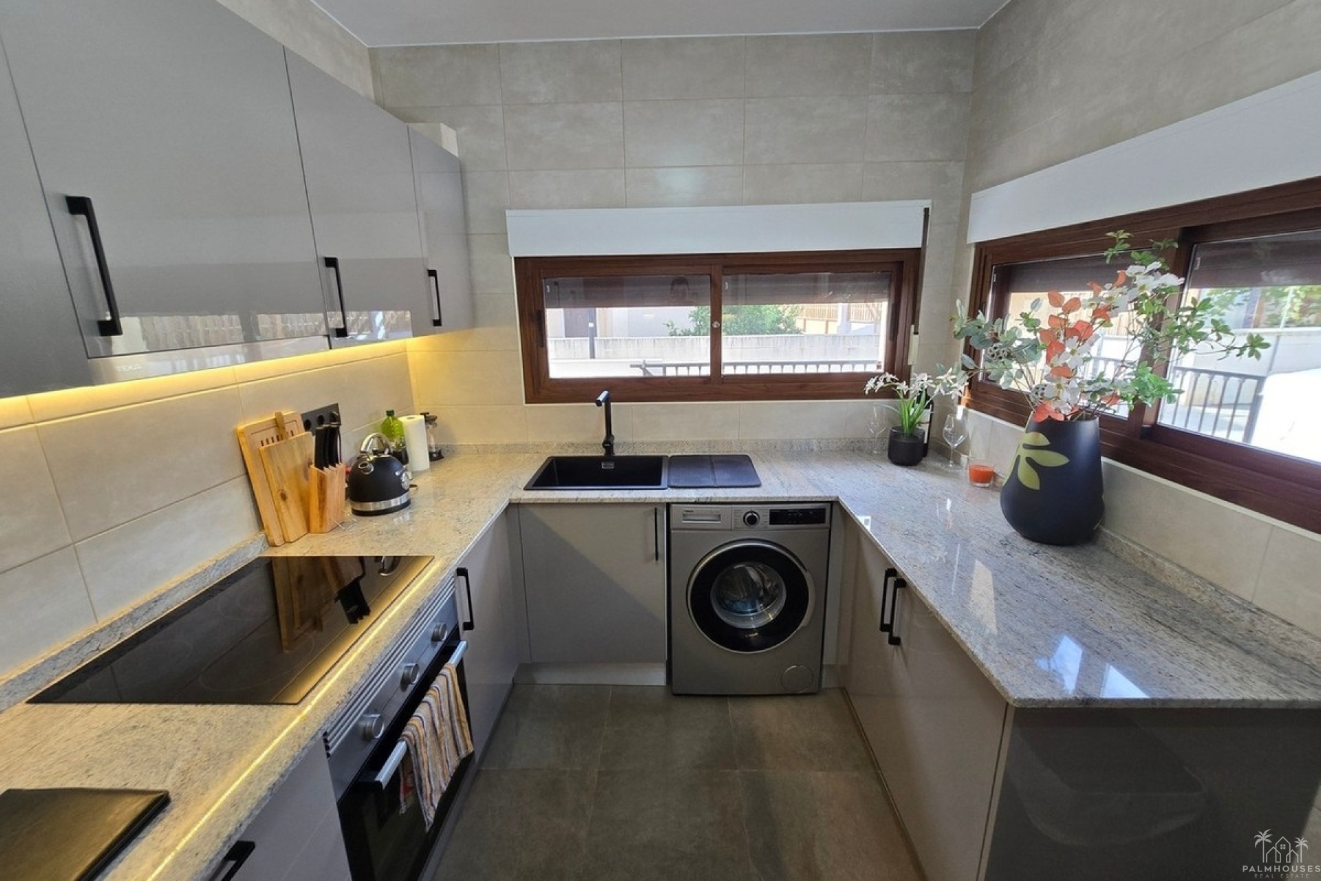 Venta - Villa - Cariatiz