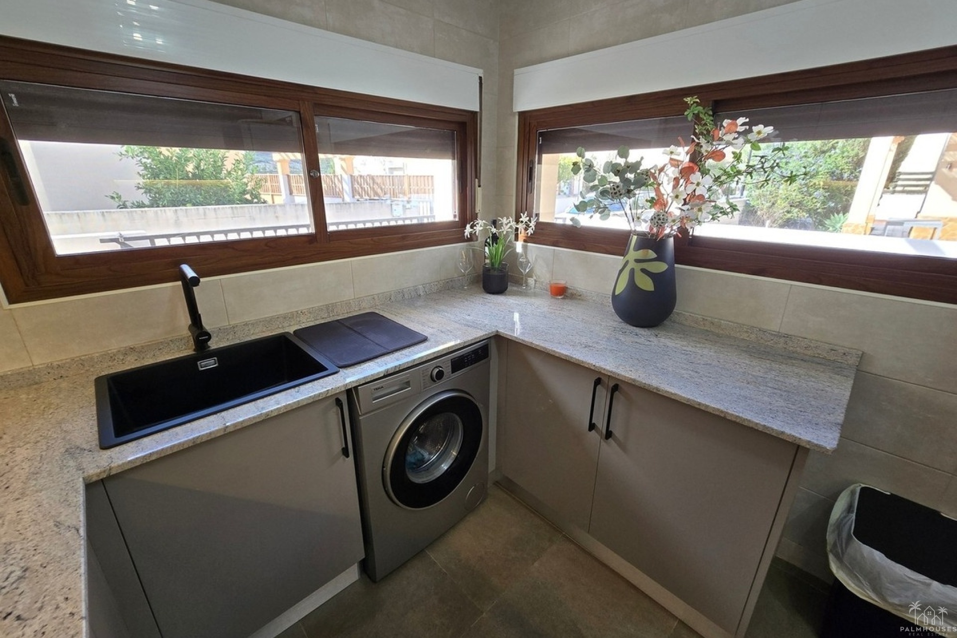 Venta - Villa - Cariatiz
