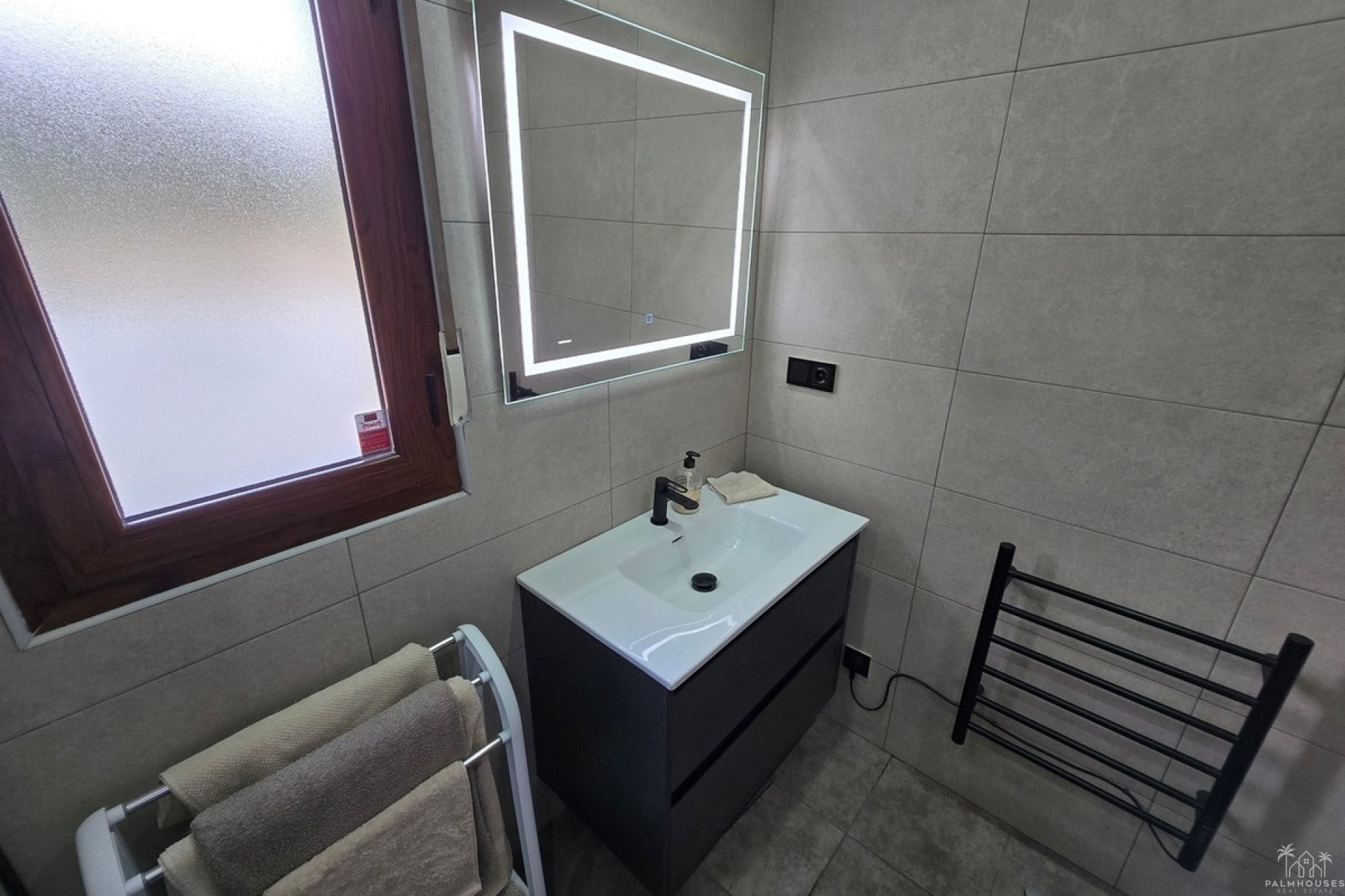 Venta - Villa - Cariatiz