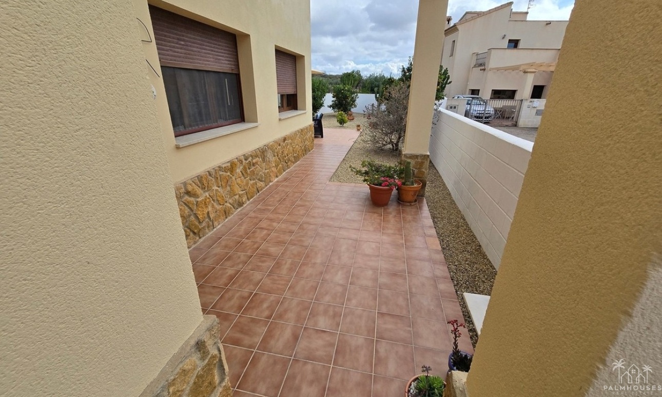 Venta - Villa - Cariatiz
