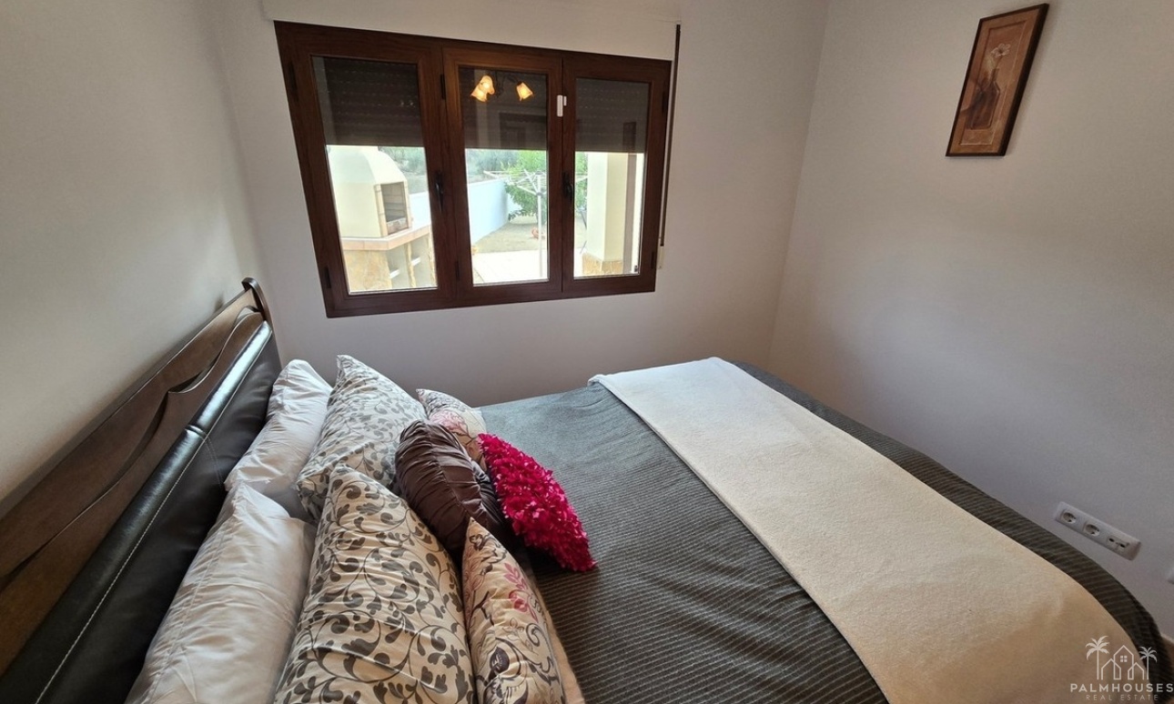 Venta - Villa - Cariatiz
