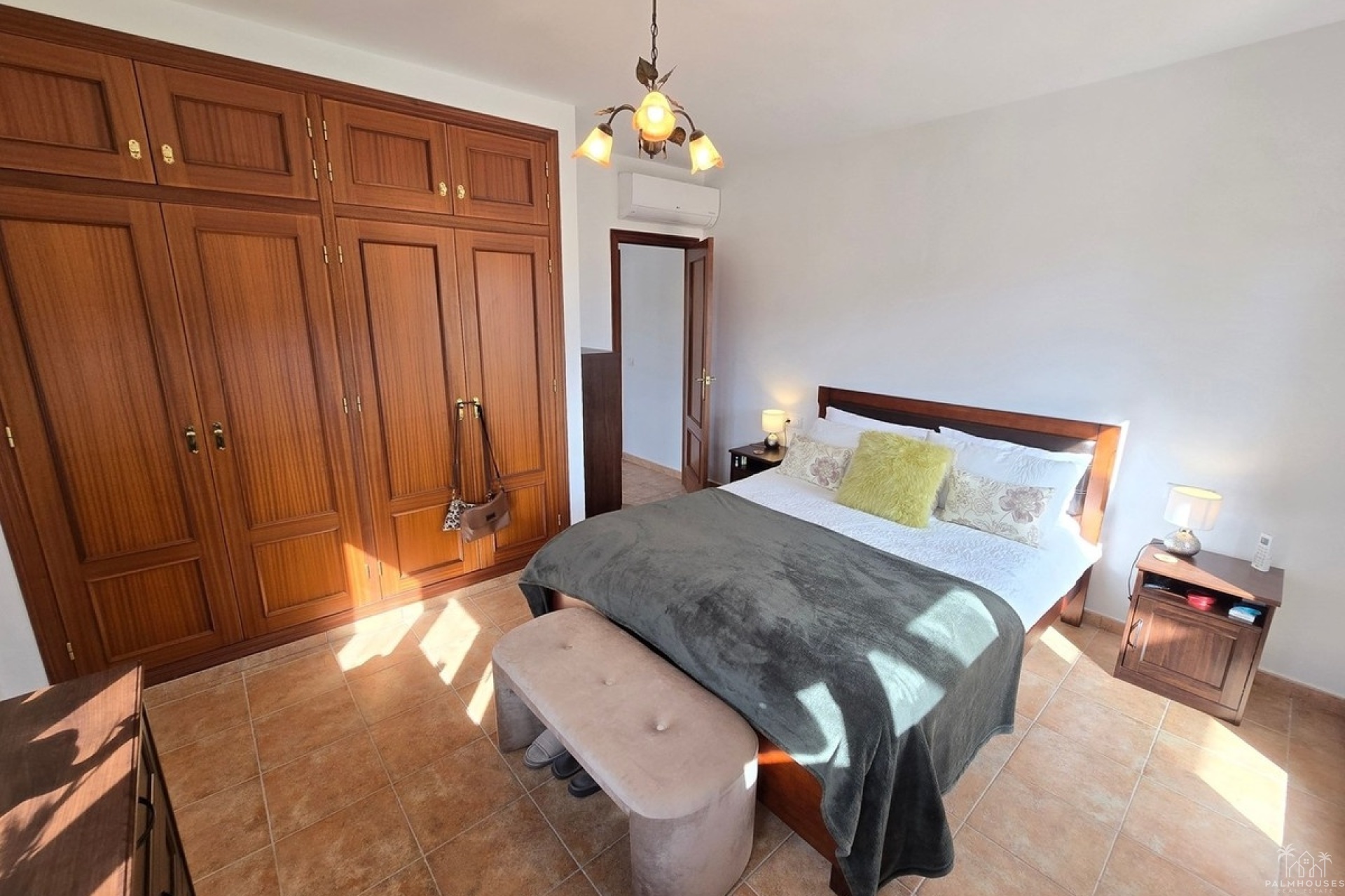 Venta - Villa - Cariatiz