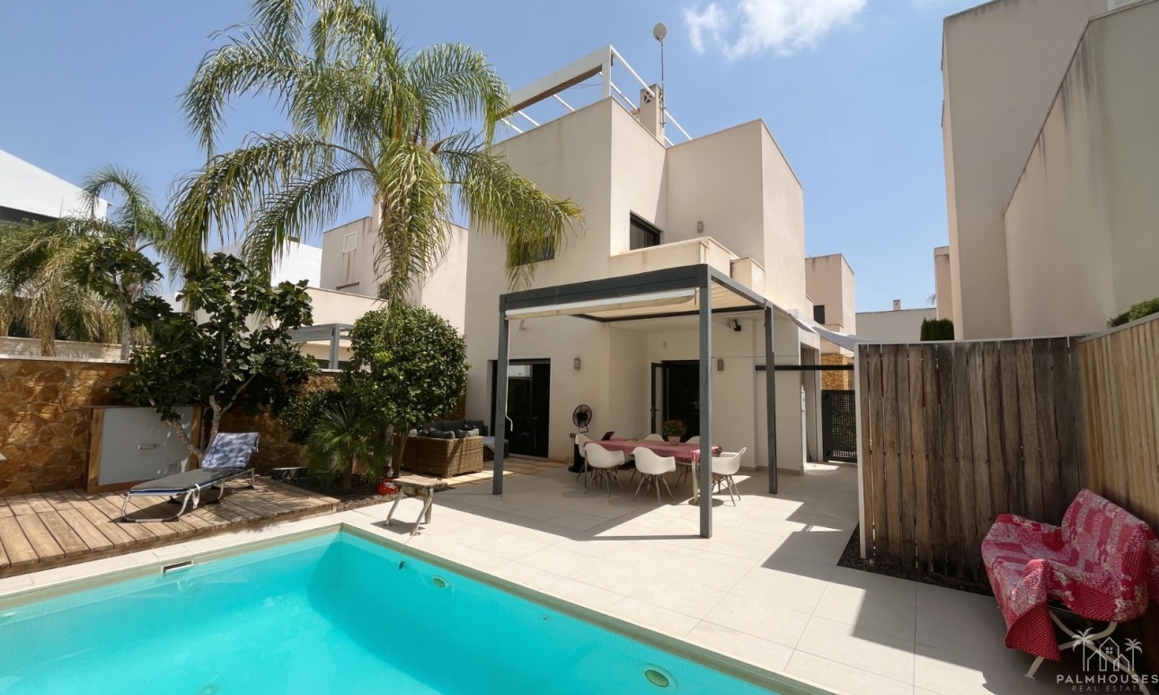 Venta - Villa - Ciudad Quesada - Pueblo bravo
