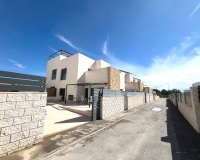 Venta - Villa - Ciudad Quesada - Pueblo bravo