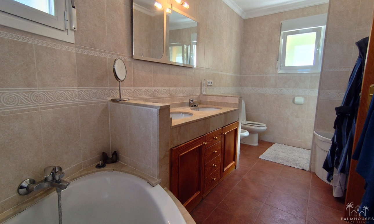 Venta - Villa - Denia - La Sella Golf
