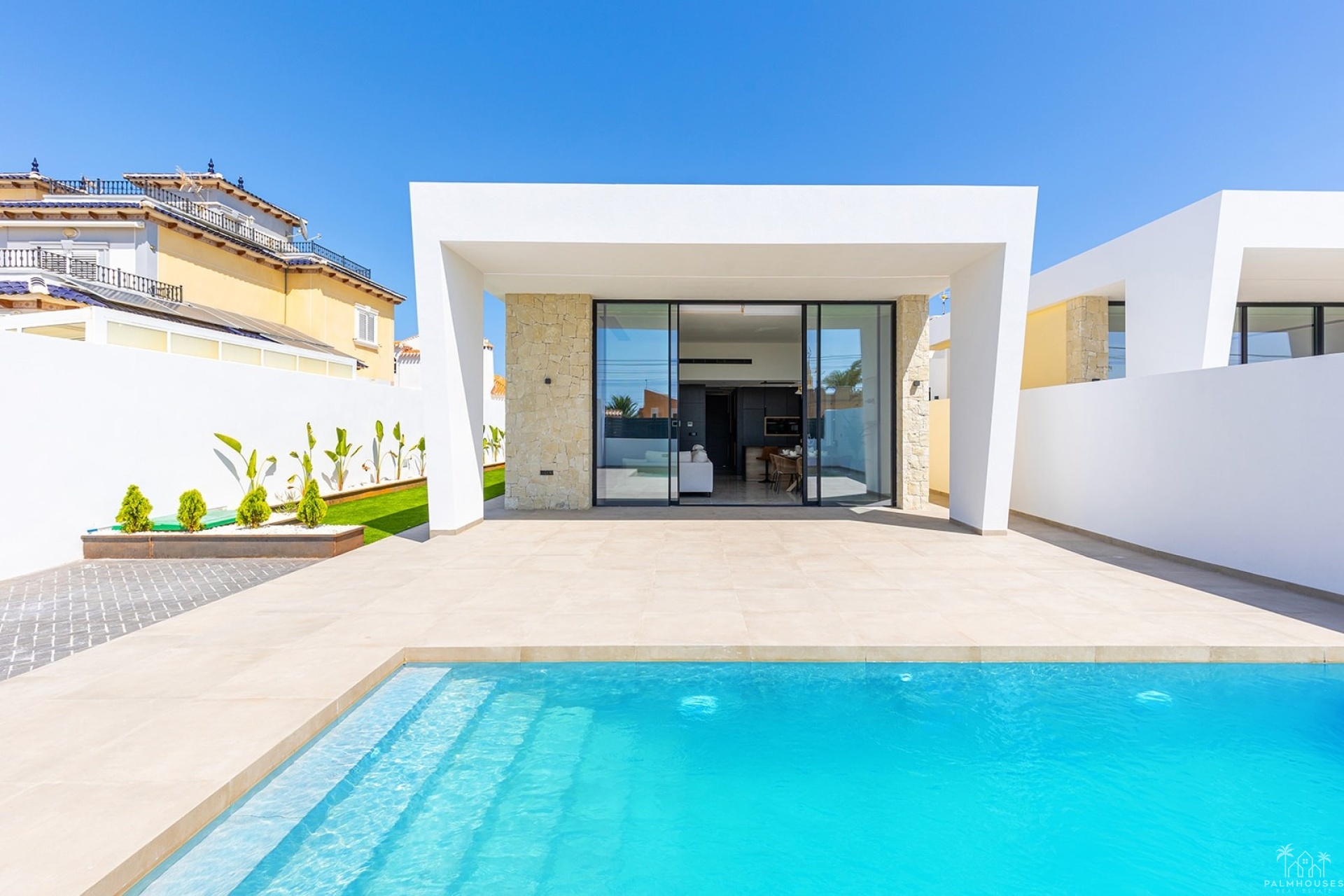 Venta - Villa - El Chaparral - Inland
