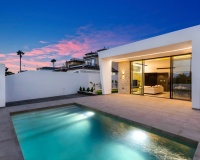 Venta - Villa - El Chaparral - Inland
