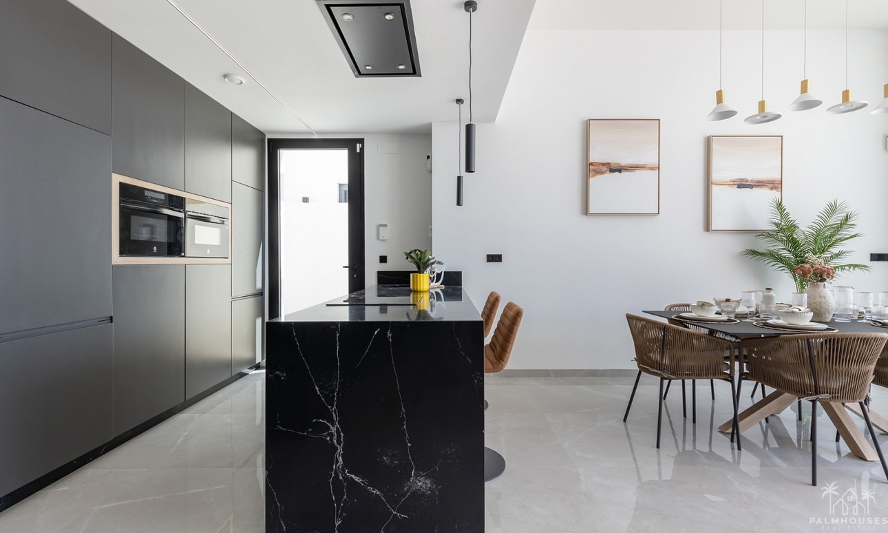 Venta - Villa - El Chaparral - Inland