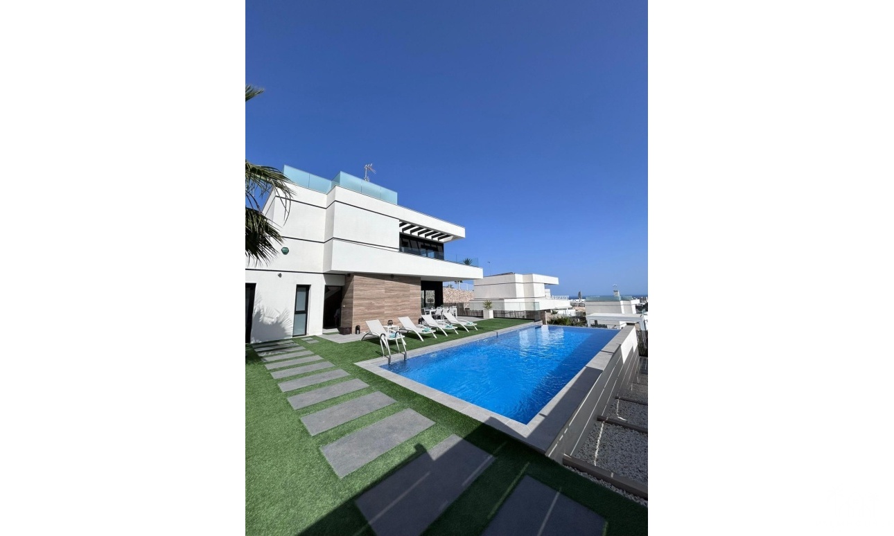 Venta - Villa - Finestrat