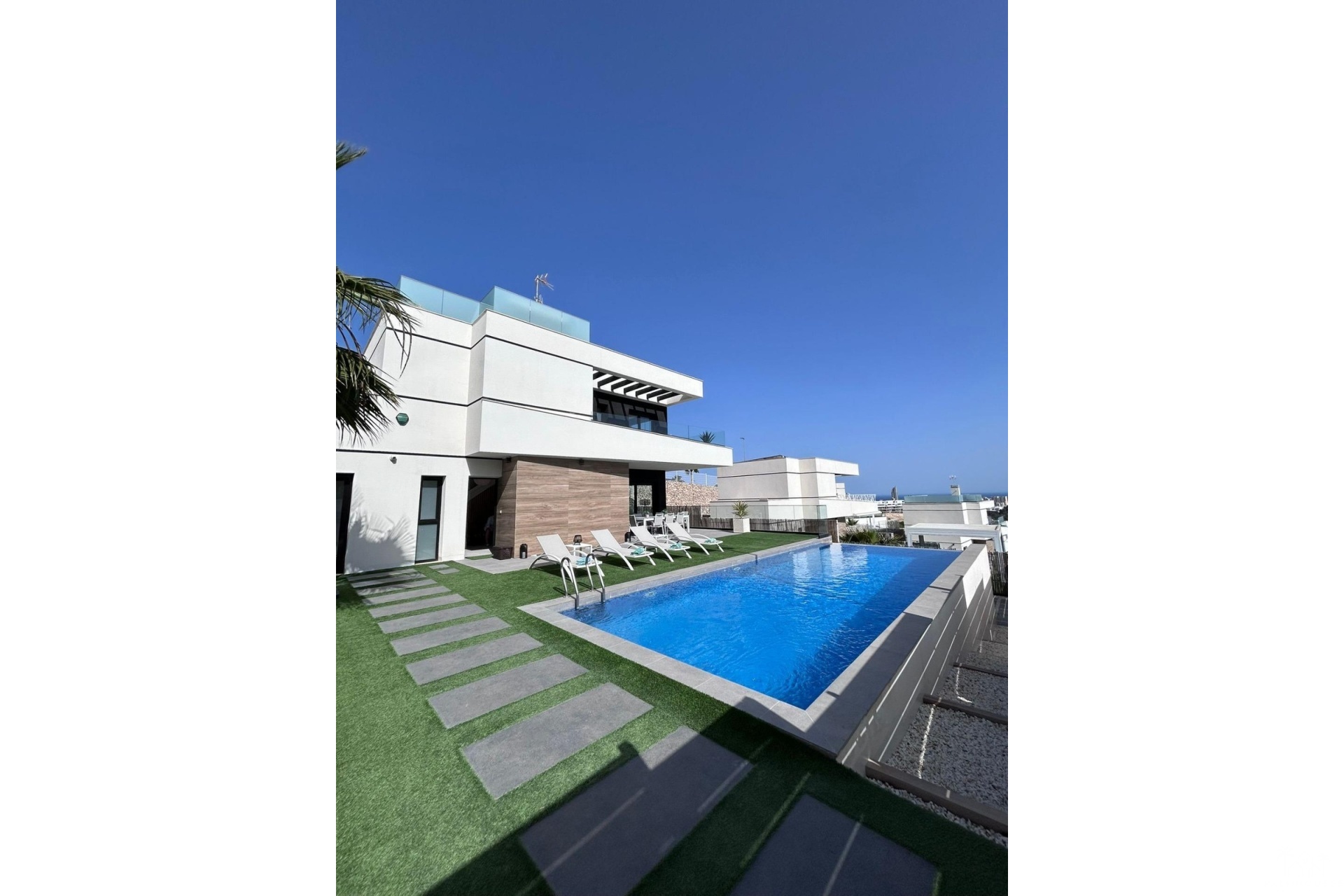 Venta - Villa - Finestrat