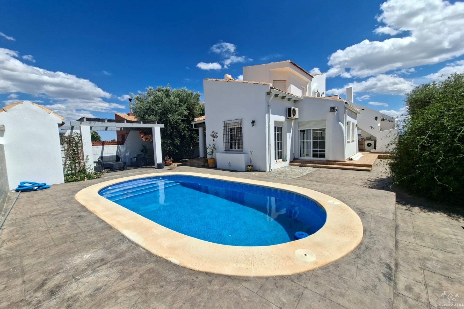 Venta - Villa - Fortuna - Inland