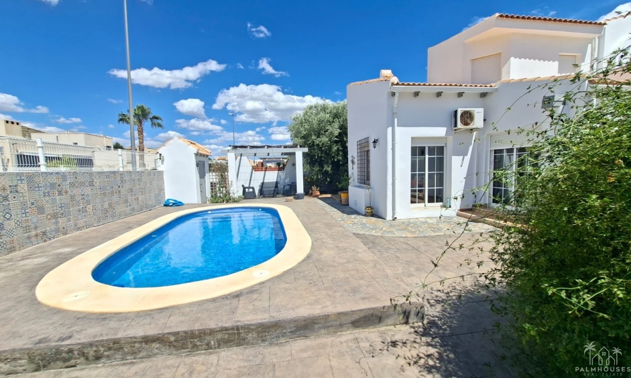 Venta - Villa - Fortuna - Inland