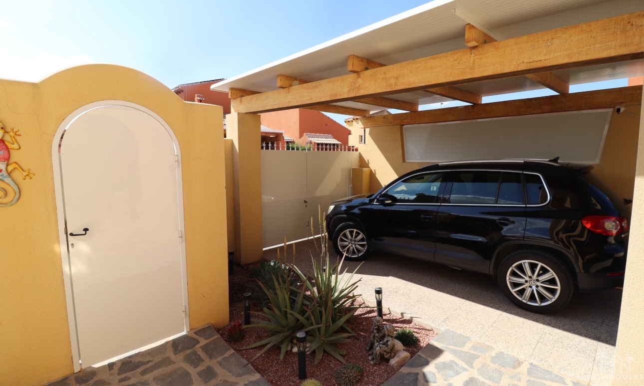 Venta - Villa - Fortuna - Inland