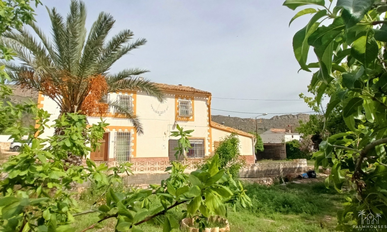 Venta - Villa - La Romana - Inland