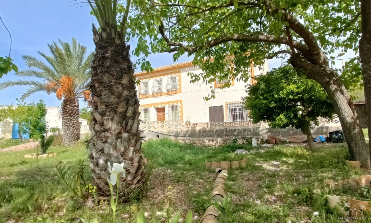Venta - Villa - La Romana - Inland