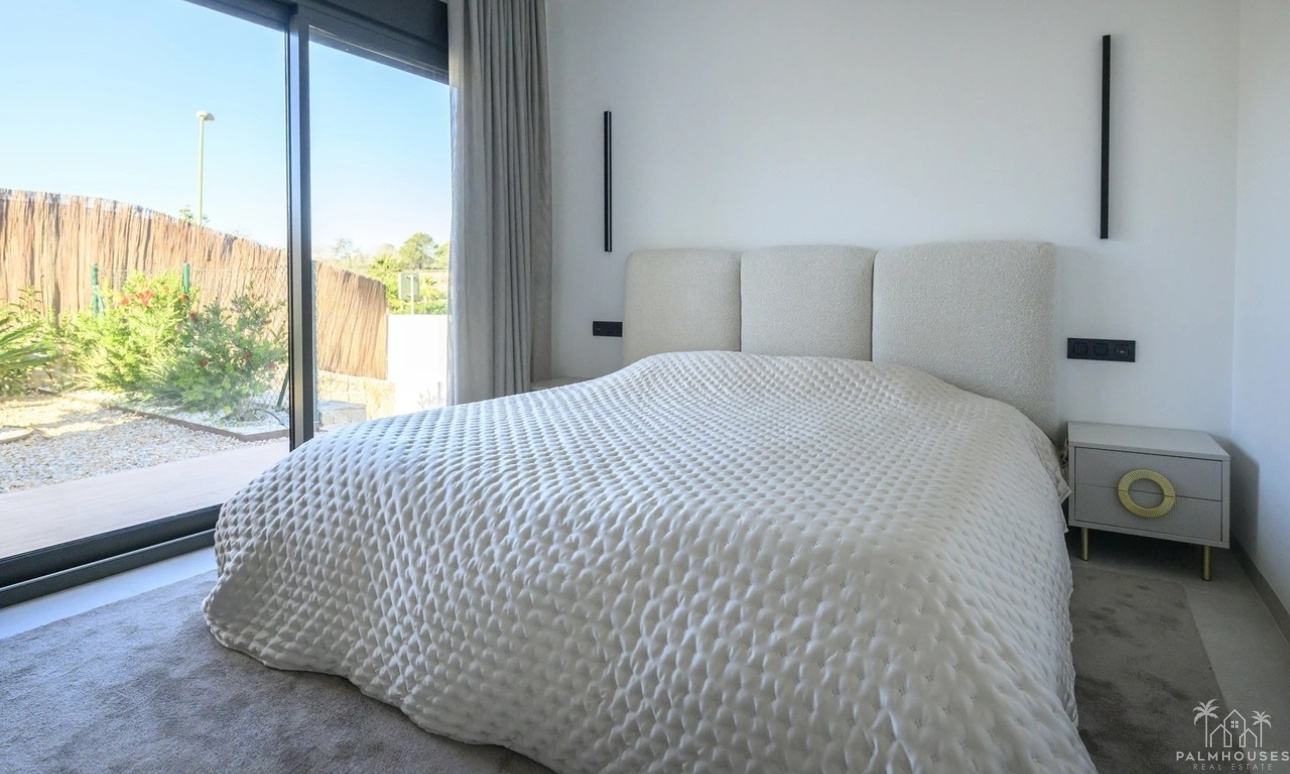 Venta - Villa - Las Colinas Golf Resort - Costa Blanca