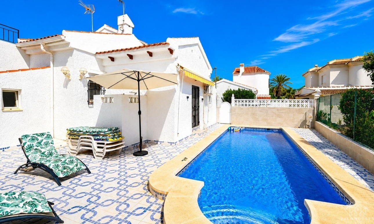Venta - Villa - Los Alcazares - Los Alcazares Centro