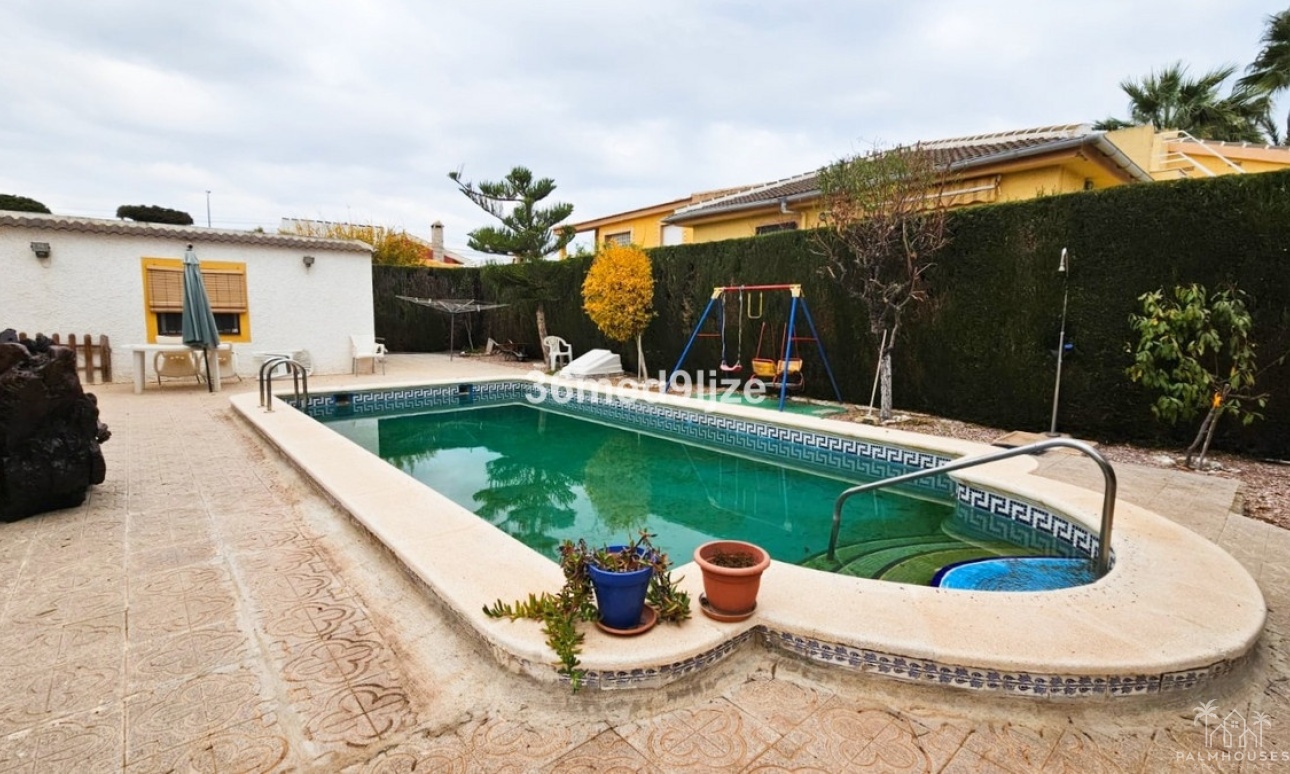 Venta - Villa - Los Alcazares - Los Alcazares Centro