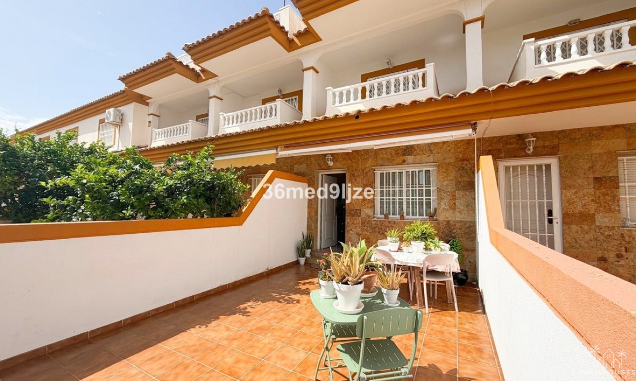 Venta - Villa - Los Alcazares - Los Alcazares Centro