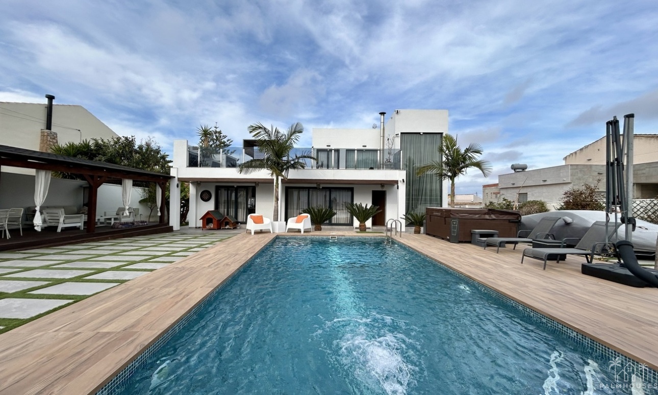 Venta - Villa - Los Balcones - Costa Blanca