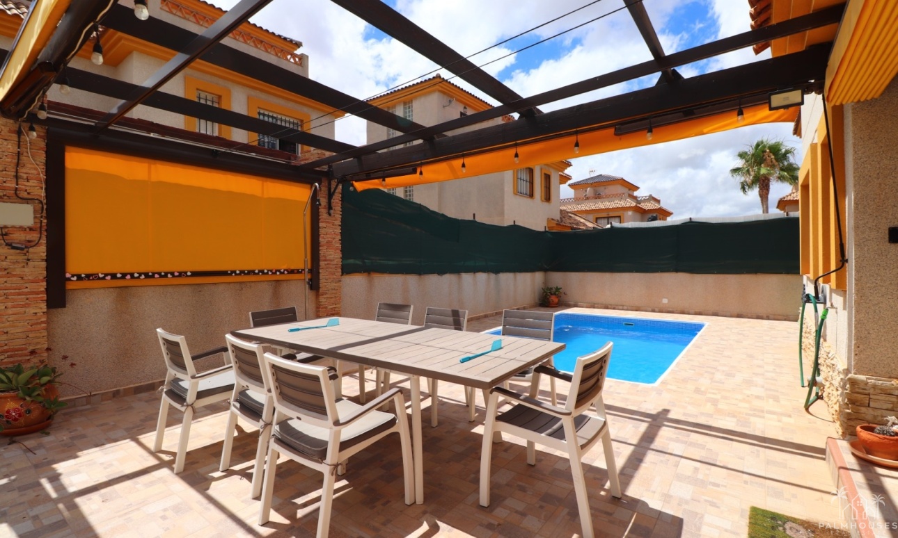 Venta - Villa - Los Montesinos - La Herada