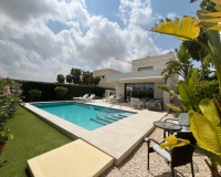 Venta - Villa - Los Montesinos - La Herrada