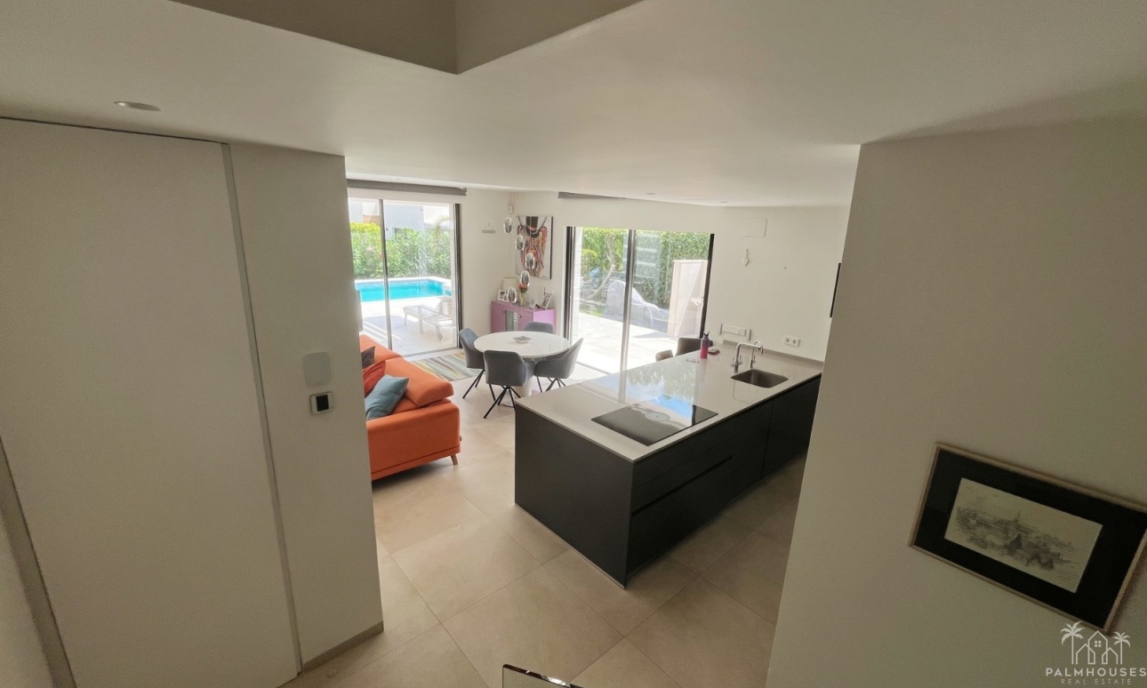 Venta - Villa - Los Montesinos - La Herrada