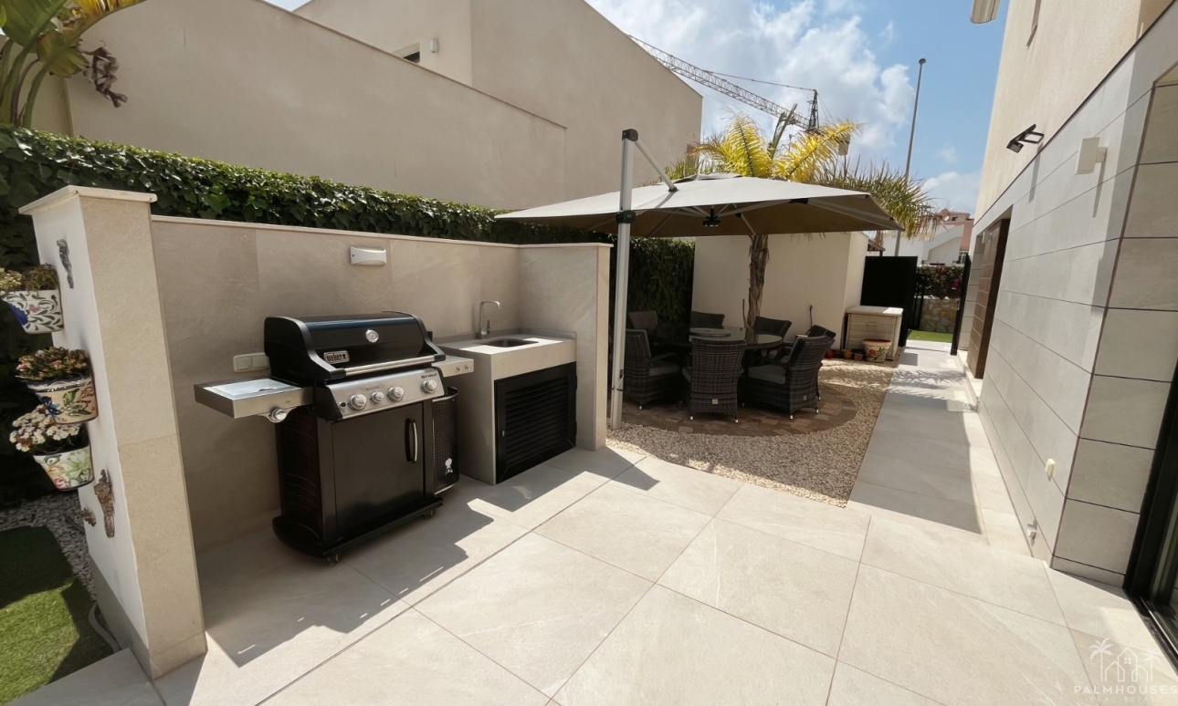 Venta - Villa - Los Montesinos - La Herrada