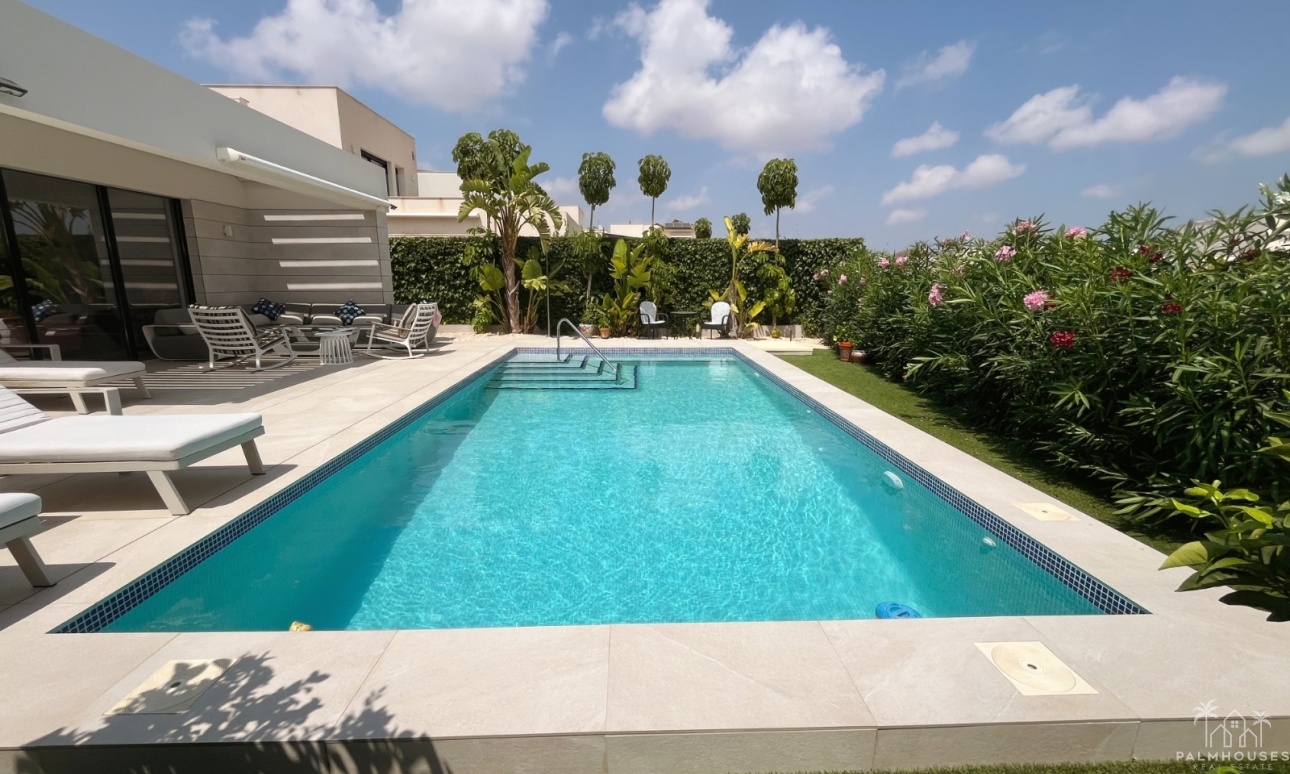 Venta - Villa - Los Montesinos - La Herrada