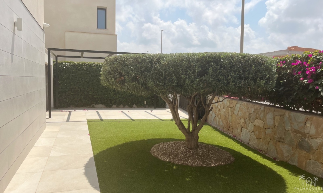 Venta - Villa - Los Montesinos - La Herrada