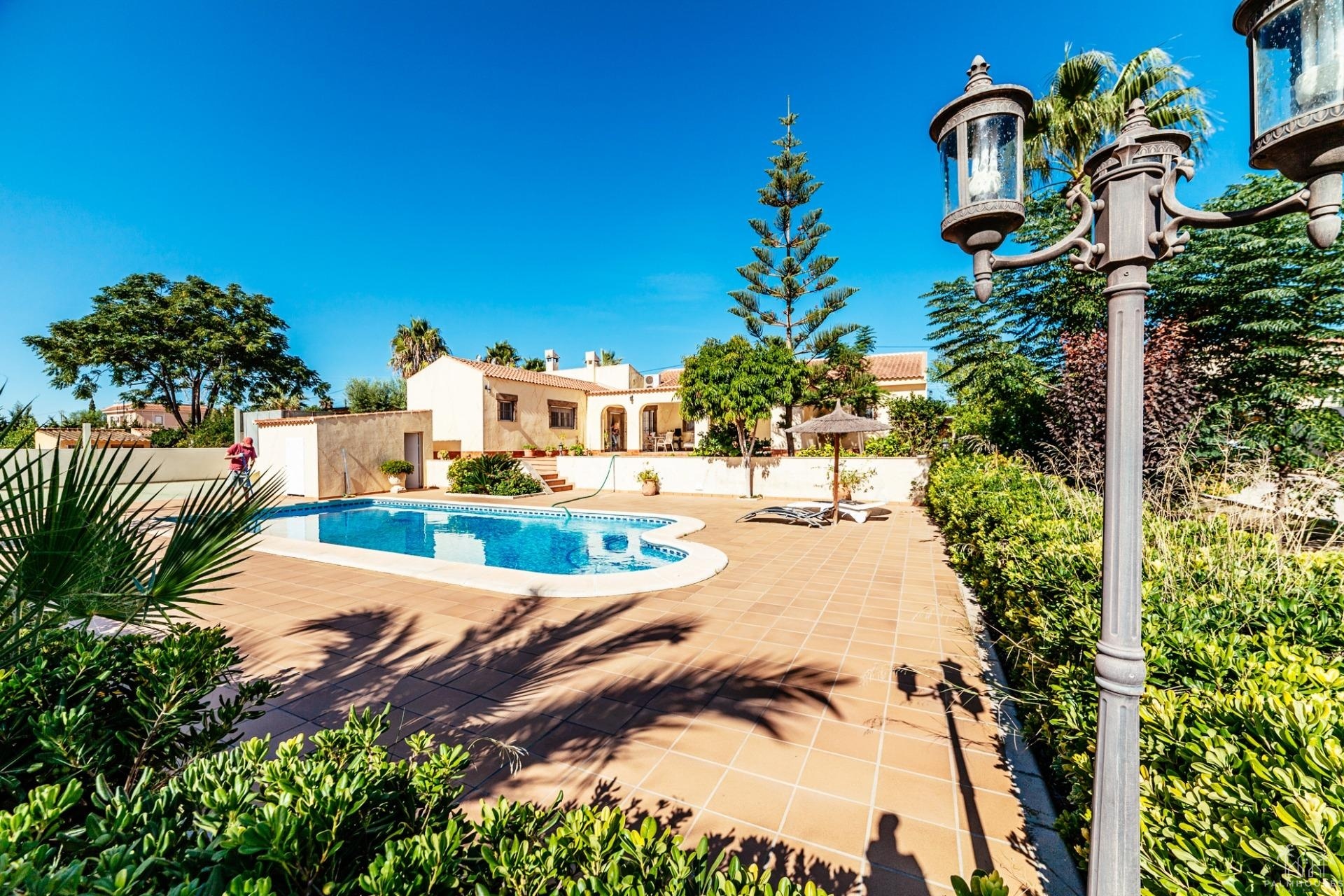 Venta - Villa - Los Montesinos - Montesinos  Los
