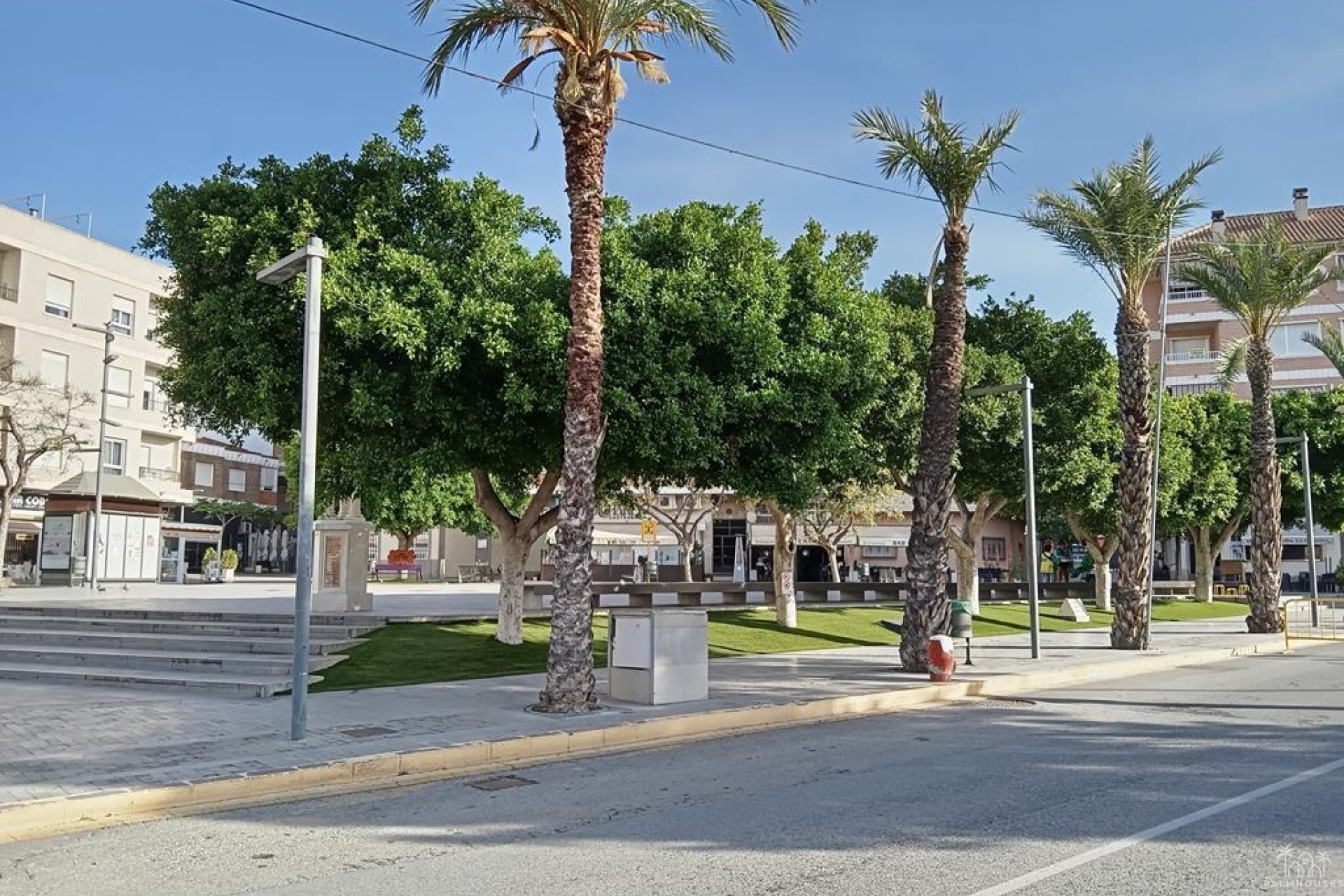Venta - Villa - Los Montesinos - PUEBLO CENTRO