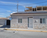 Venta - Villa - Los Montesinos - PUEBLO CENTRO