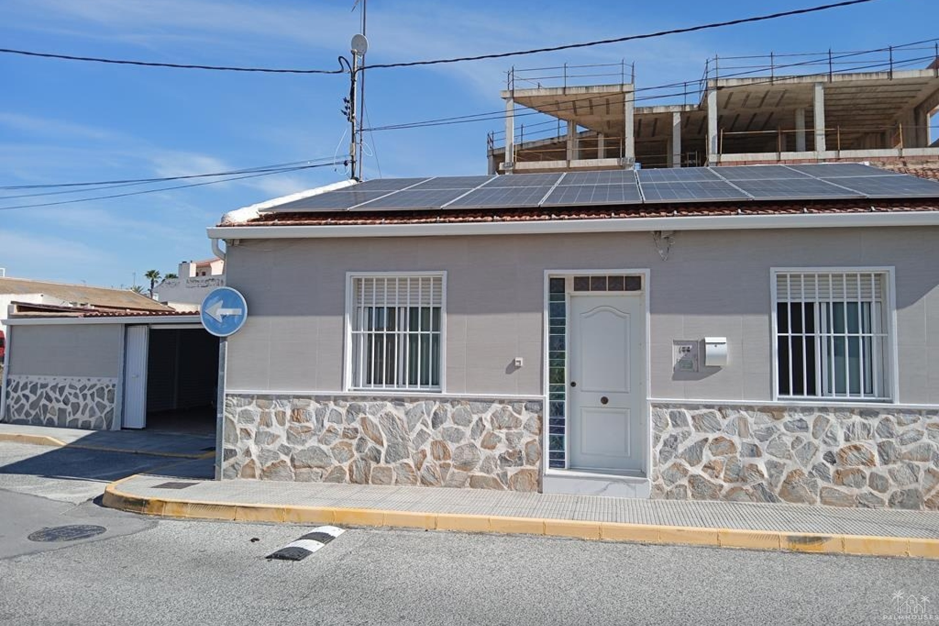 Venta - Villa - Los Montesinos - PUEBLO CENTRO