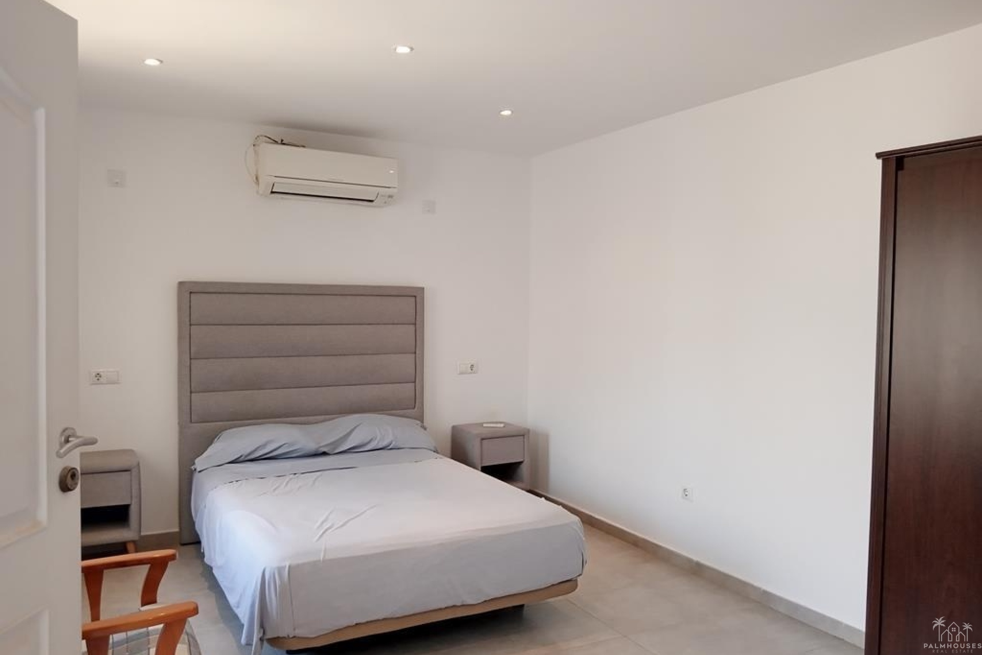 Venta - Villa - Los Montesinos - PUEBLO CENTRO