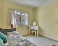 Venta - Villa - Orba - Orba Centro