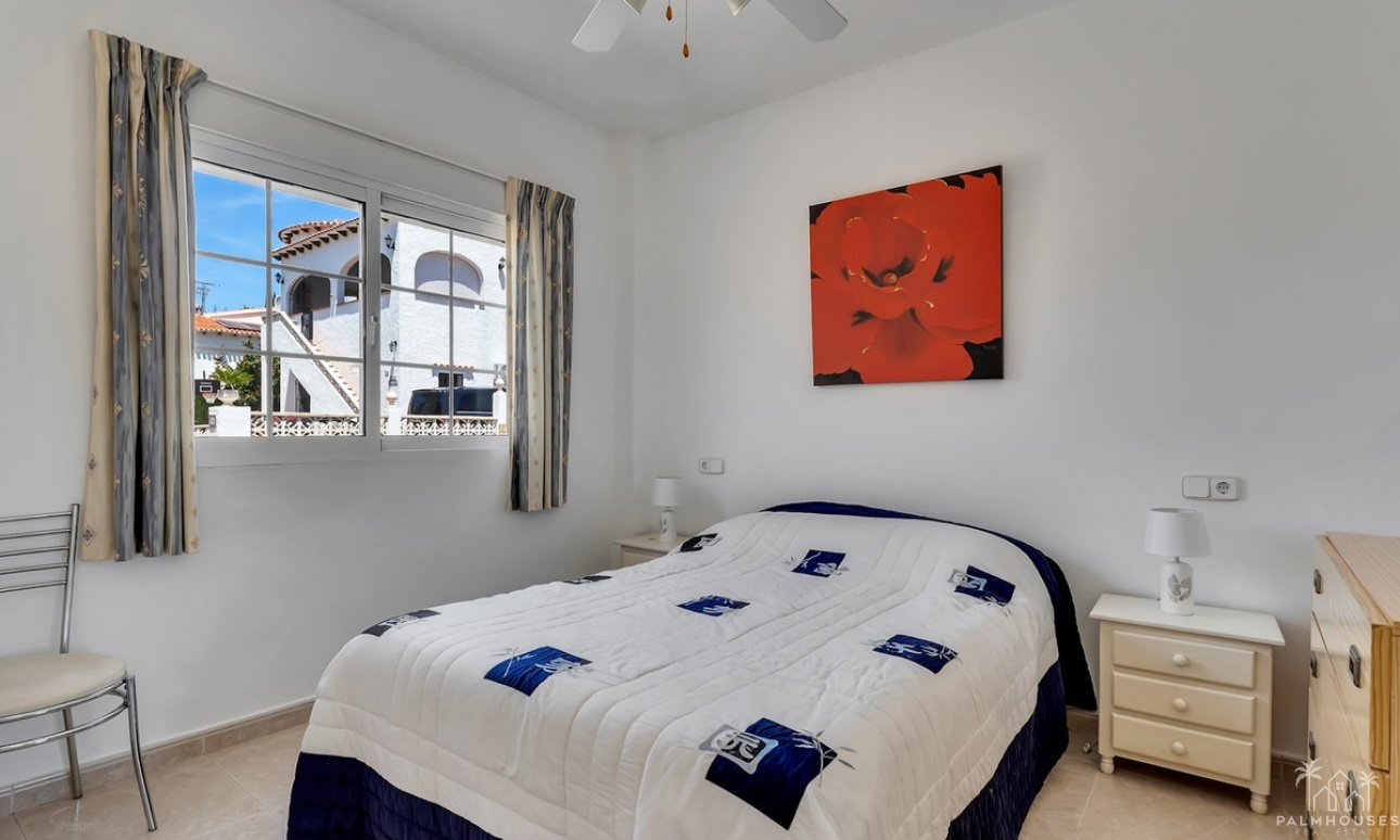 Venta - Villa - Orba - Orba Centro